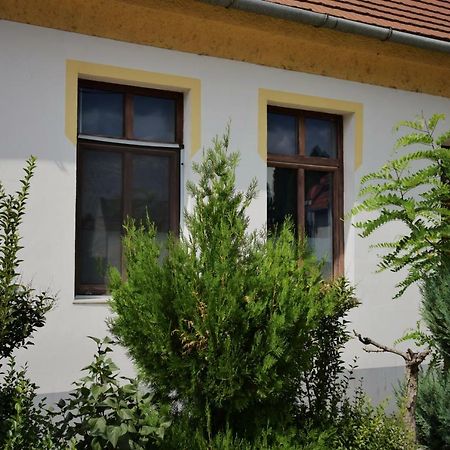 L&R Apartment Győr Kültér fotó