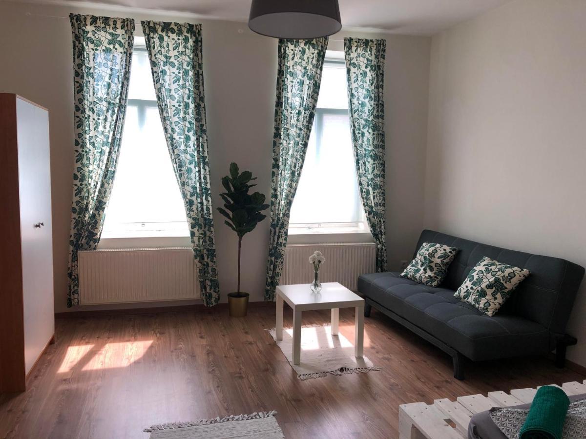 L&R Apartment Győr Kültér fotó