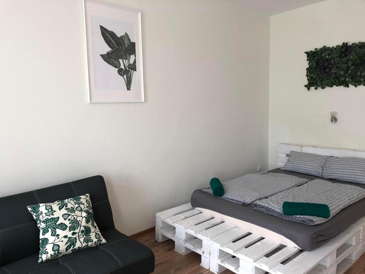 L&R Apartment Győr Kültér fotó